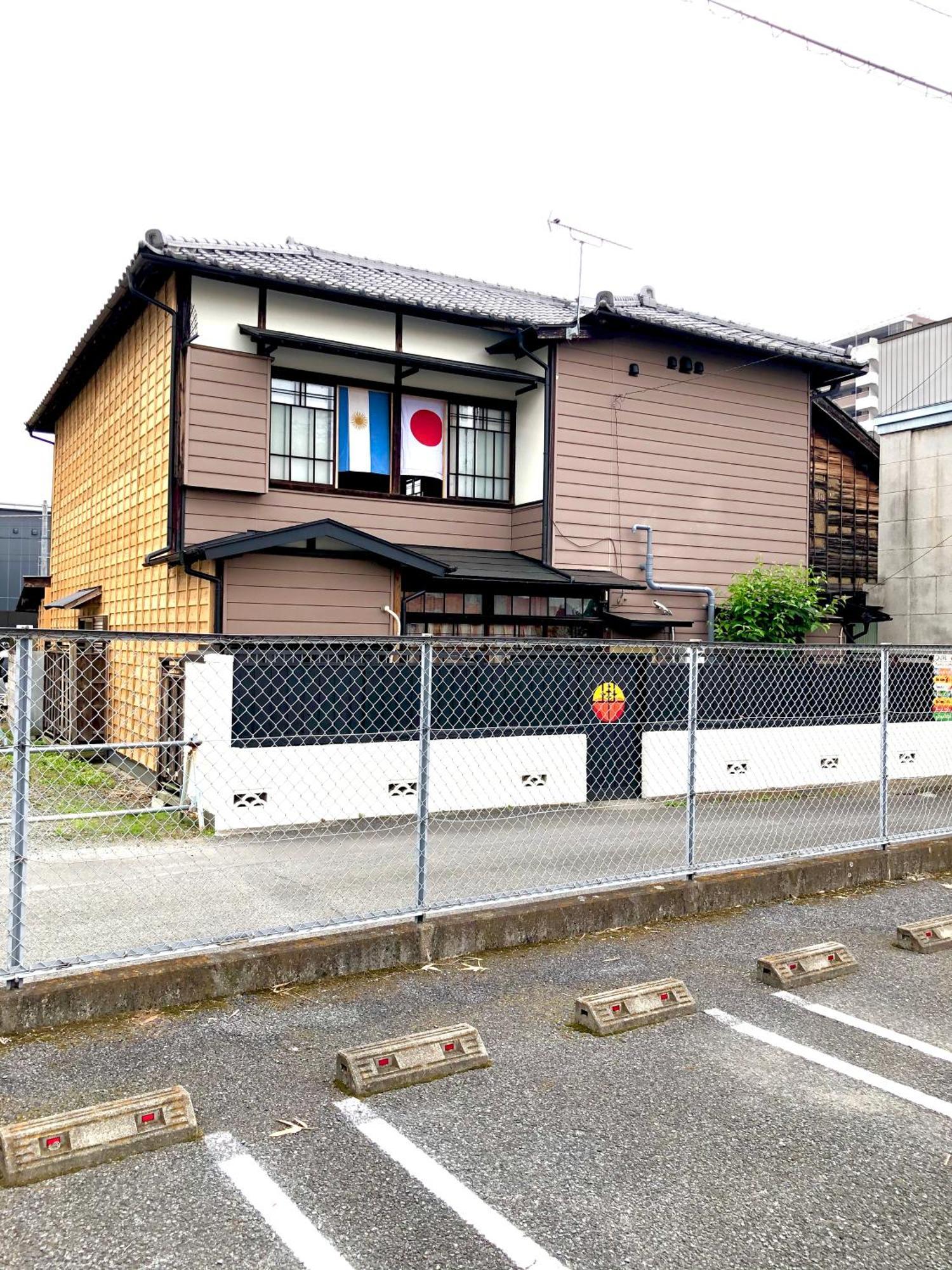 Okiya Guest House & Tapas Bar 桐生市 エクステリア 写真